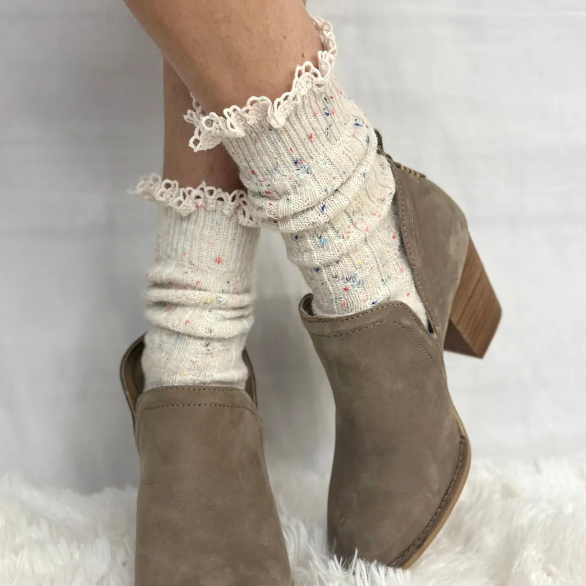 BOOTIE  lace slouch  socks - confetti