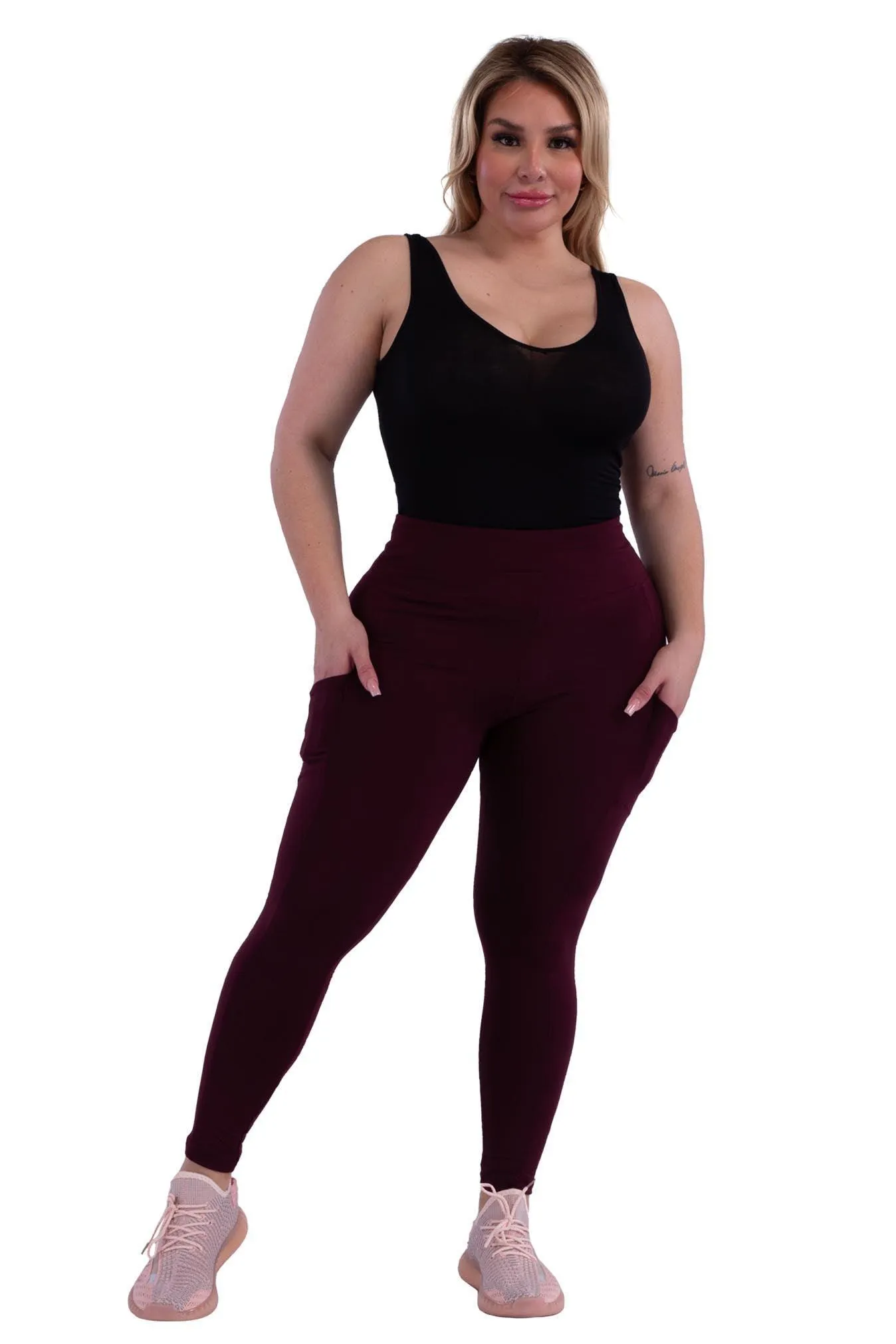 Plus Size Solid Fleece Lined Sports Leggings With Side Pockets - Burgundy