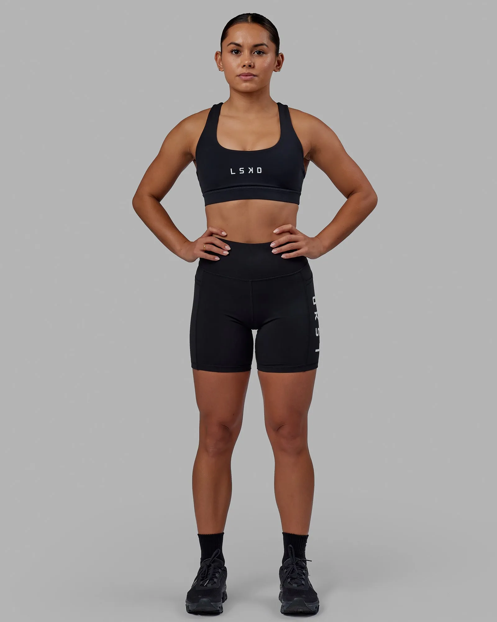 Rep Sports Bra - Black-White