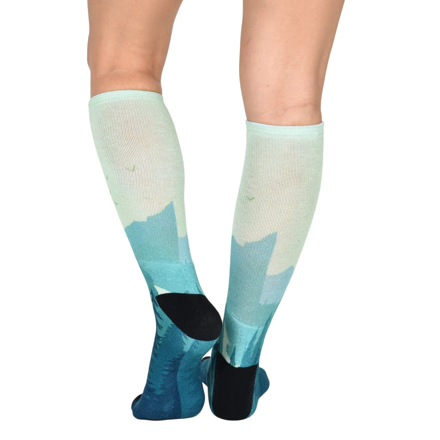 Sierra Socks Evergreen Pattern CoolMax Socks, Nature Collection for Men & Women Eco-Friendly Crew Socks